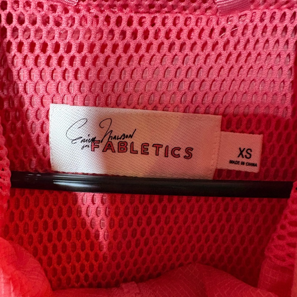 {Euc} Fabletics Ripstop Pullover Hooded Windbreak… - image 8